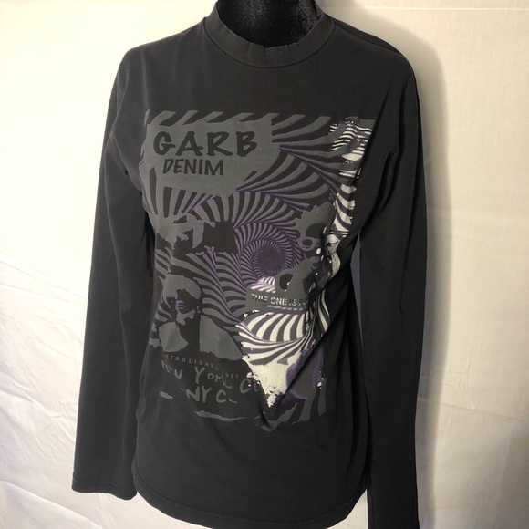 2/$15 printed NYC long sleeve - Picture 2 of 2